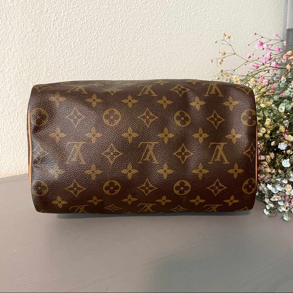 πAUTHENTIC Louis Vuitton Speedy 25 π - Picture 10 of 12